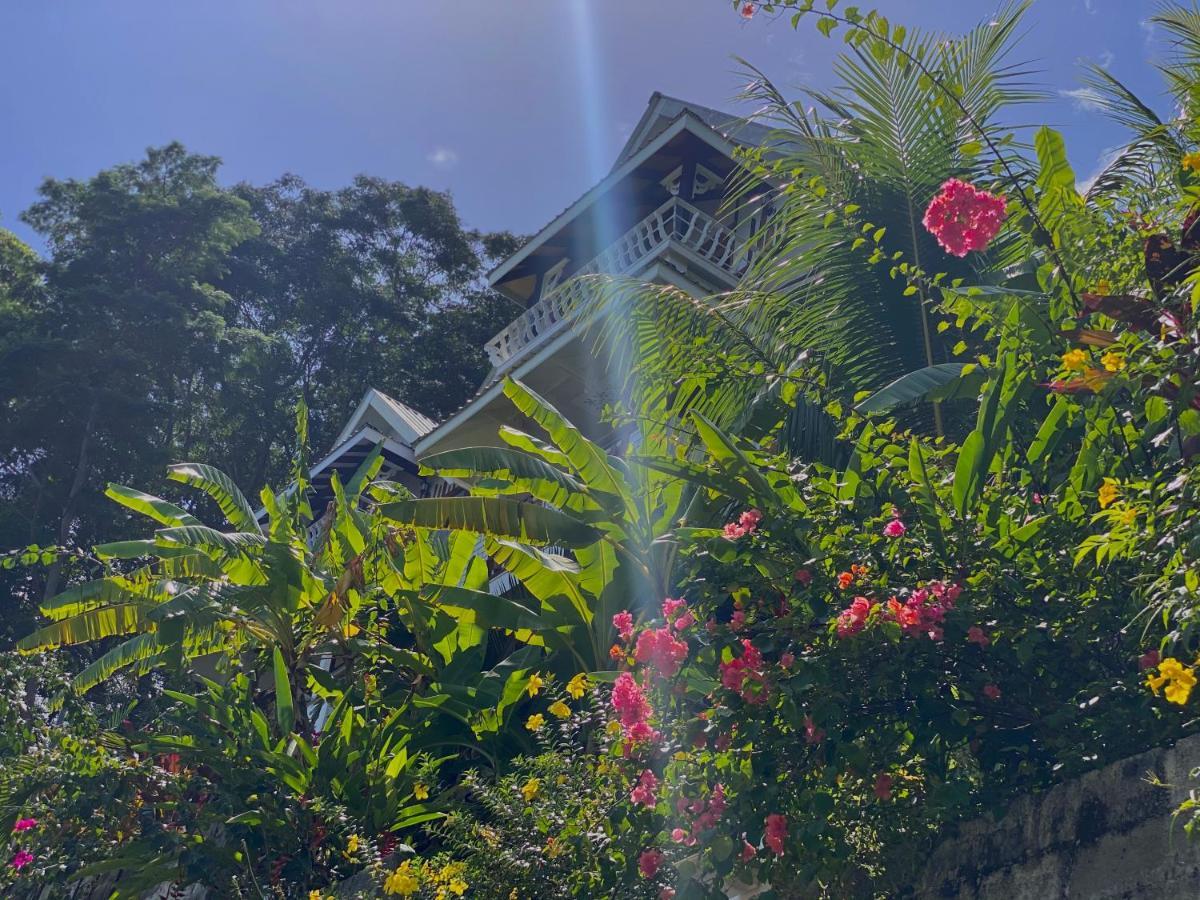 Mouggae Blues Villas Beau Vallon  Exterior photo