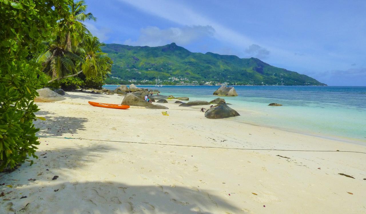 Mouggae Blues Villas Beau Vallon  Exterior photo