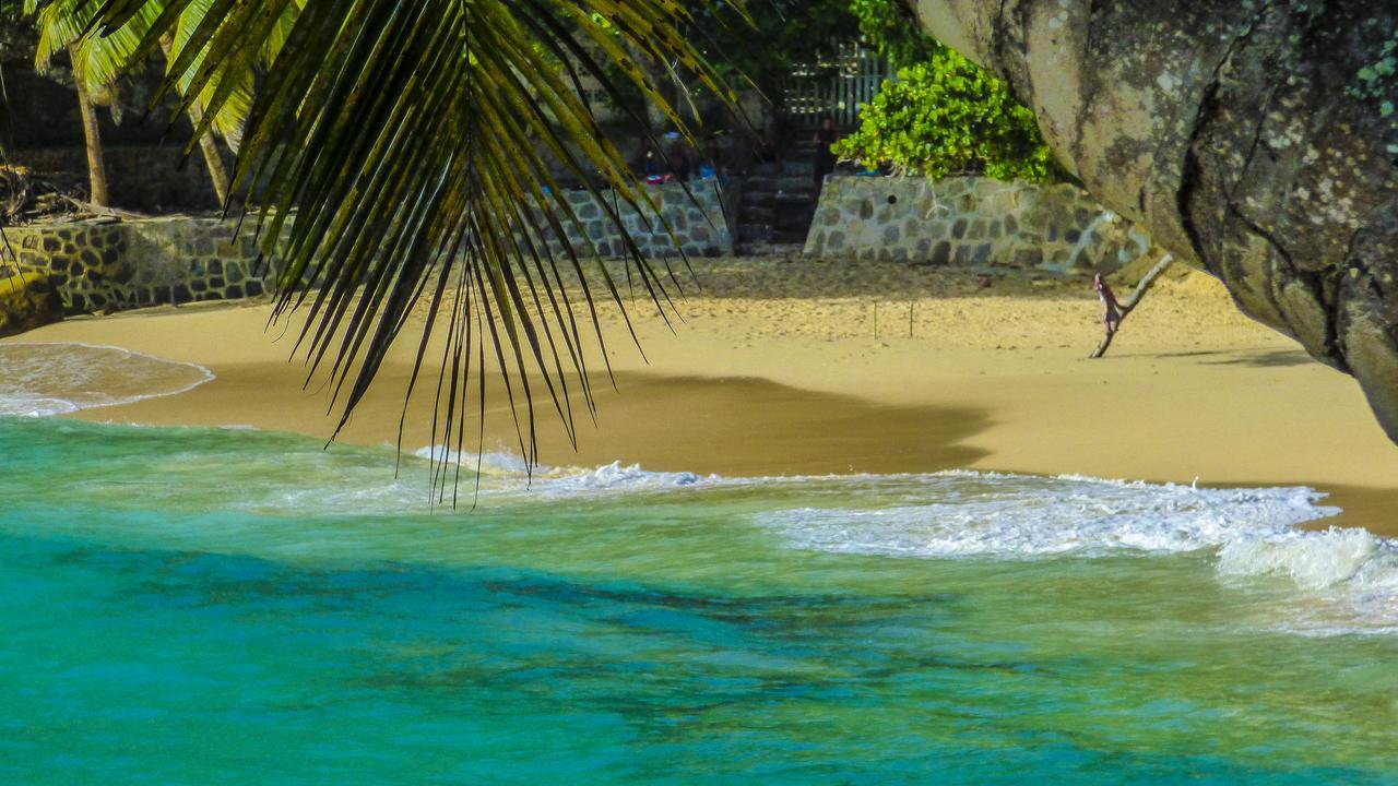 Mouggae Blues Villas Beau Vallon  Exterior photo